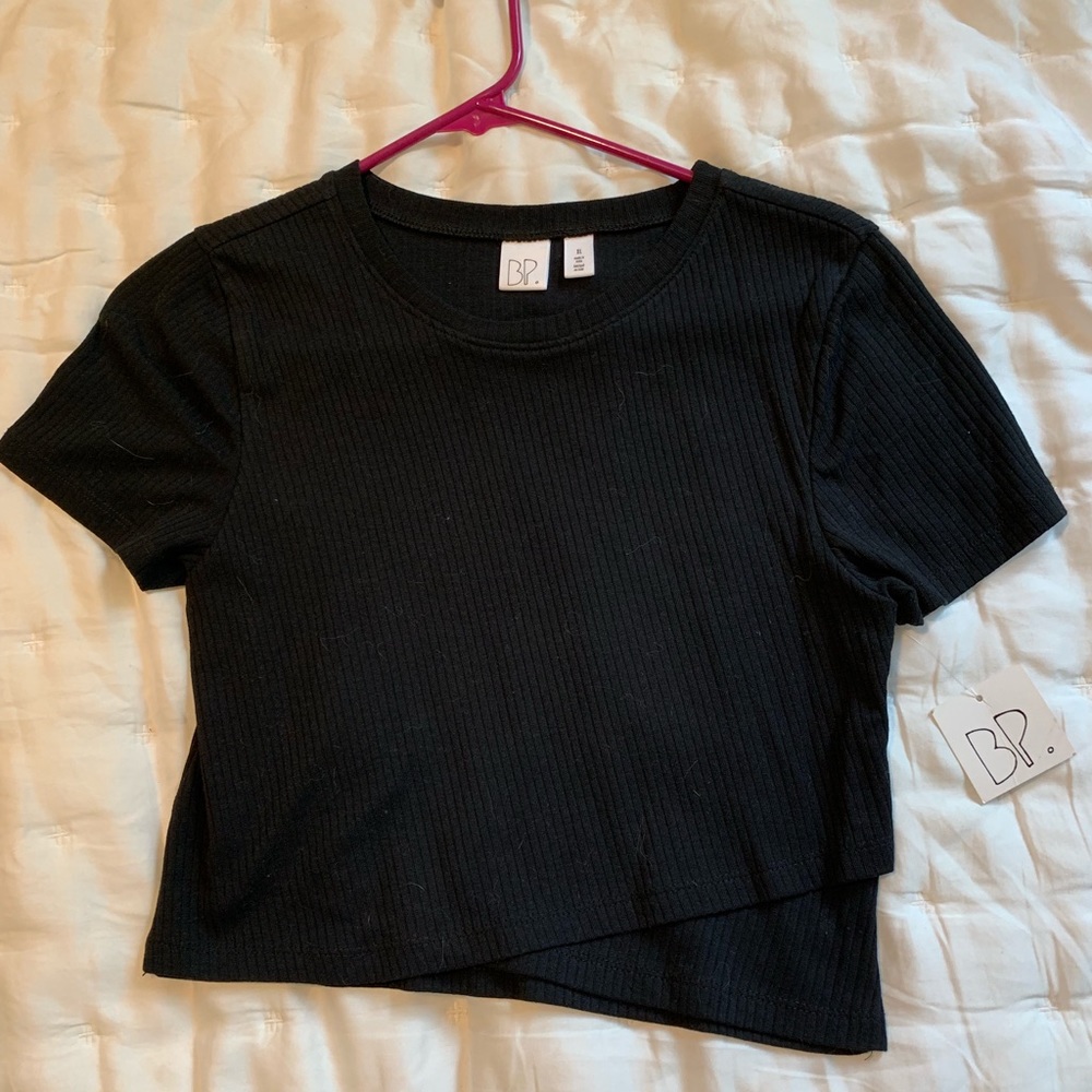 Black ribbed crop top